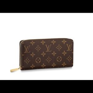 Louis Vuitton Zippy Wallet